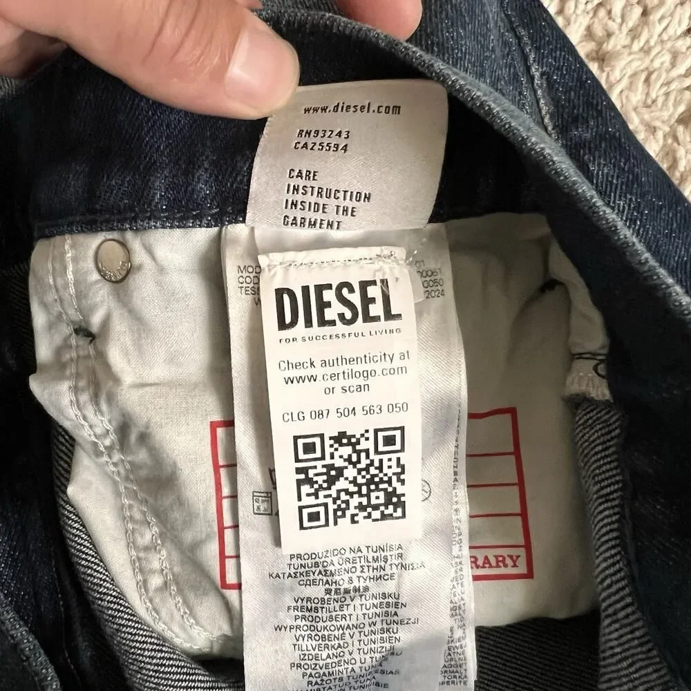 Diesel Mens Jeans 2019 D-Strukt Slim Leg Dark Wash Blue Size 30x30 AO3562 NWT